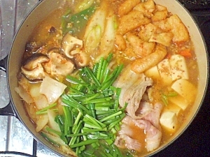 鍋スープでキャベツ消費 大根えのきの豚キムチ鍋 レシピ 作り方 By Kuuuma 楽天レシピ