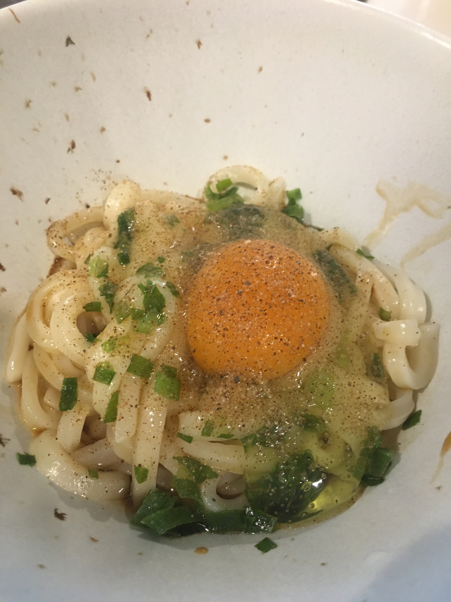 普通の釜玉うどんに飽きたら　マキシマム釜玉うどん