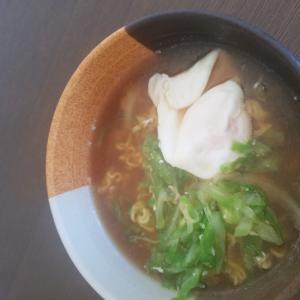 キャベツと卵のインスタントラーメン レシピ 作り方 By ブタコマ 楽天レシピ