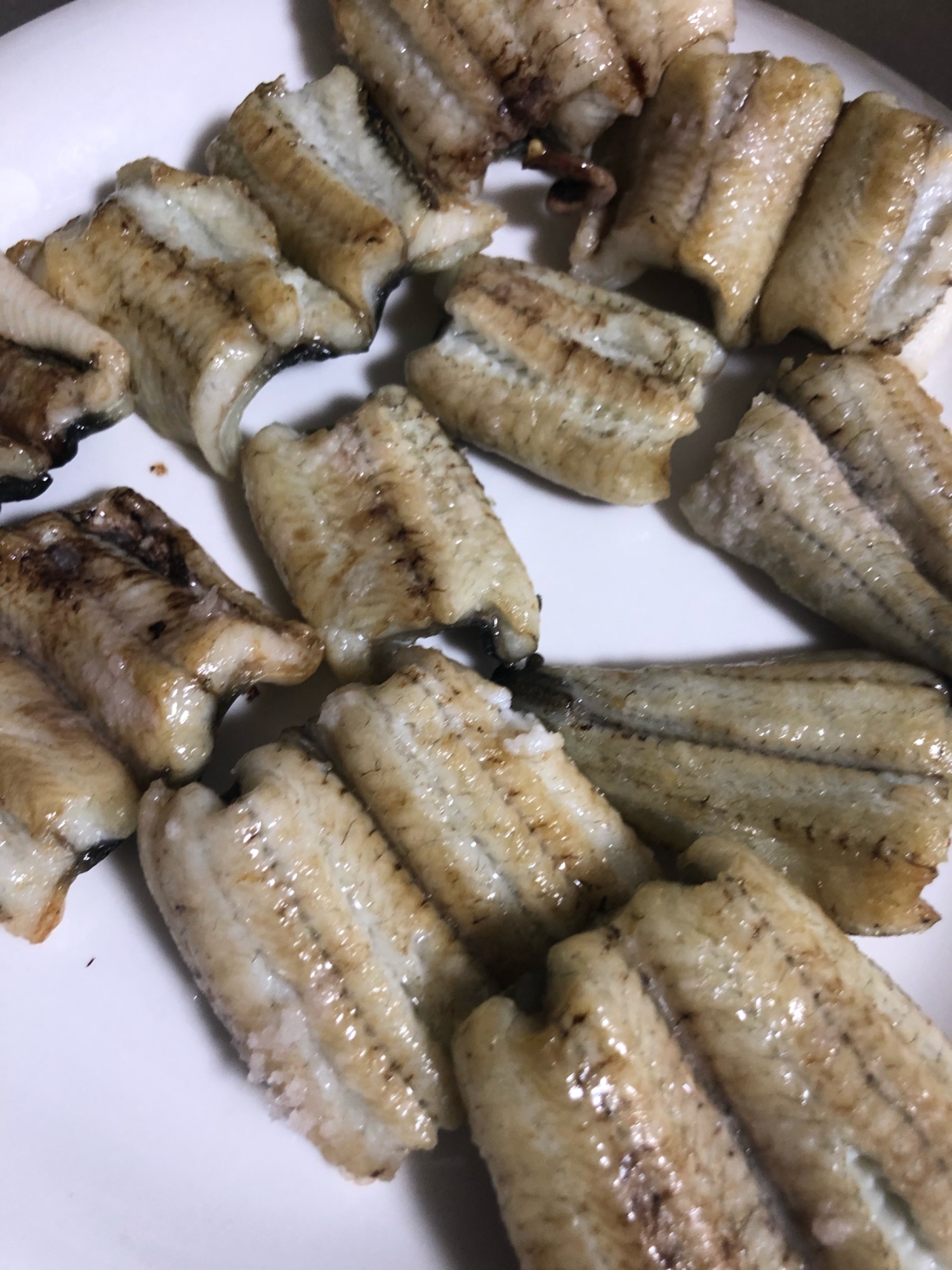 うなぎの白焼き 魚焼きグリルで レシピ 作り方 By まぼまぼまん 楽天レシピ