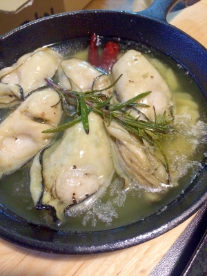 スキレットで簡単家バルメニュー 牡蠣のアヒージョ レシピ 作り方 By サミー4903 楽天レシピ