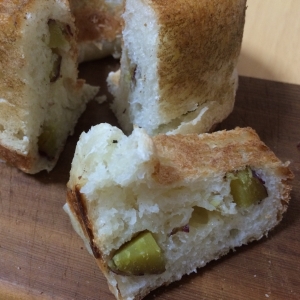 タミさんのパン焼き器でサツマイモとチーズのパン レシピ 作り方 By ばんばんばんこ 楽天レシピ