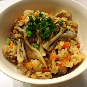 めんつゆで 舞茸とジャコの炊き込みご飯 レシピ 作り方 By ようも 楽天レシピ