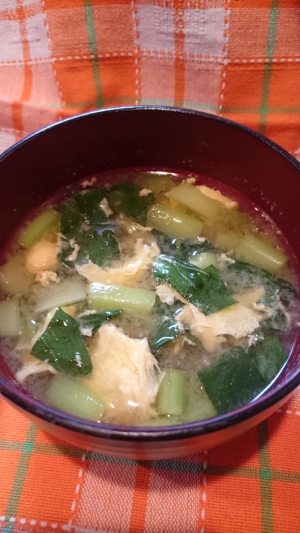 小松菜とふんわりたまごのお味噌汁 レシピ 作り方 By Laon 楽天レシピ